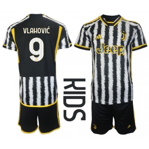 Juventus Dusan Vlahovic #9 Hjemmebanesæt Børn 2023-24 Kort ærmer (+ korte bukser)